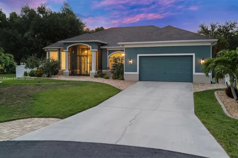 1582 NW 28th Ave, Cape Coral FL 33993