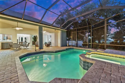 1582 NW 28th Ave, Cape Coral FL 33993
