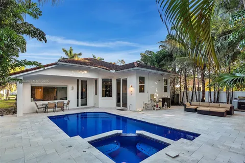 1230 S 13th Ave, Hollywood FL 33019