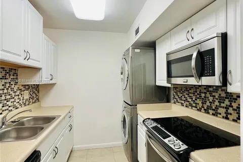 5055 NW 7th St # 908, Miami FL 33126