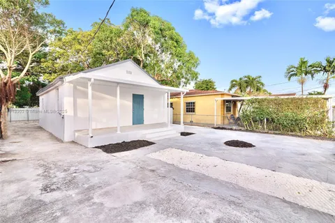 1769 NW 63rd St, Miami FL 33147