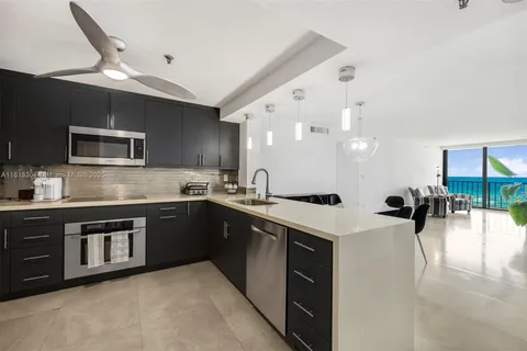2625 Collins Ave # 907, Miami Beach FL 33140