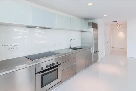 1040 Biscayne Blvd # 2504, Miami FL 33132
