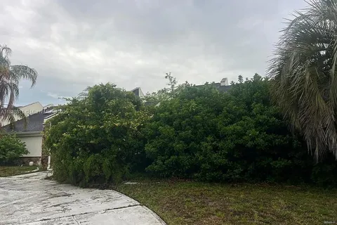 778 Pelican Bay Drive, Other City - In The State Of Florida FL 32119