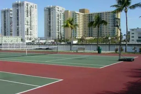 601 Three Islands Blvd # 110, Hallandale Beach FL 33009