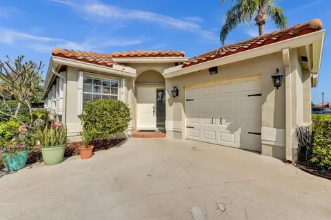 6081 Bluegrass Dr, Boynton Beach FL 33437