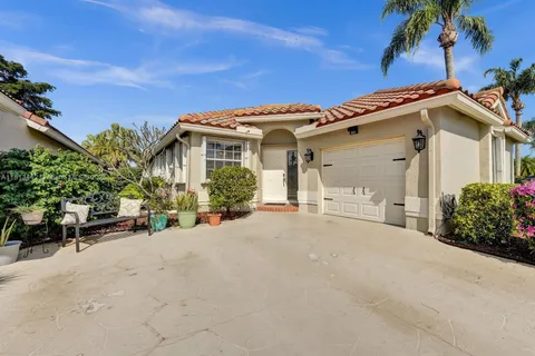 6081 Bluegrass Dr, Boynton Beach FL 33437