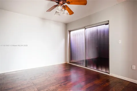 1312 N Quetzal Ct, Homestead FL 33035