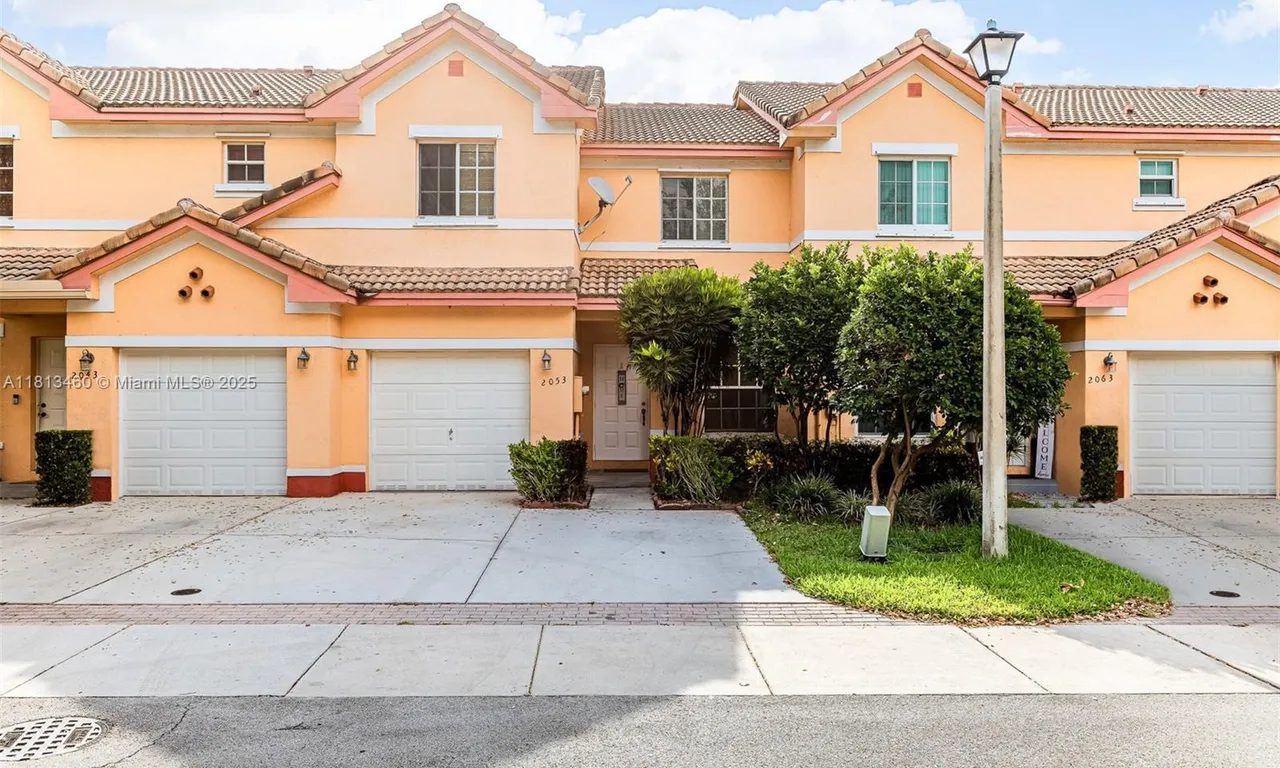 2053 SW 87th Ter, Miramar FL 33025