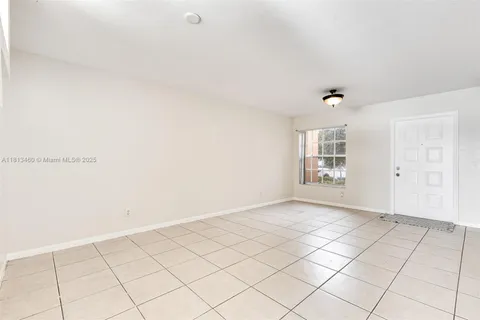 2053 SW 87th Ter, Miramar FL 33025