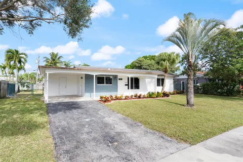 4331 NW 9th Ct, Coconut Creek FL 33066