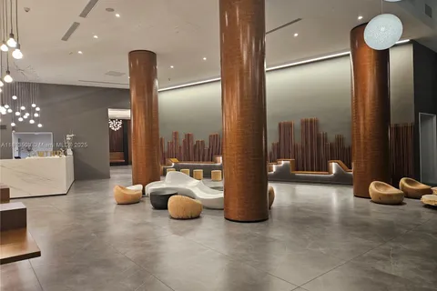 350 S Miami Ave # 2714, Miami FL 33130