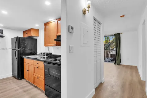1740 NW N River Dr # 219, Miami FL 33125
