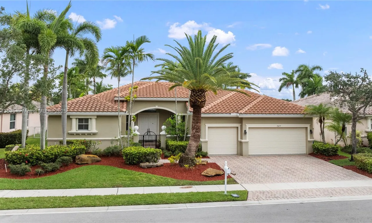 18659 SW 12th St # 0, Pembroke Pines FL 33029