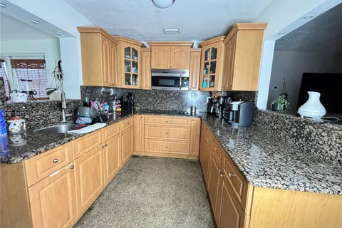 6907 SW 22nd Ct, Miramar FL 33023