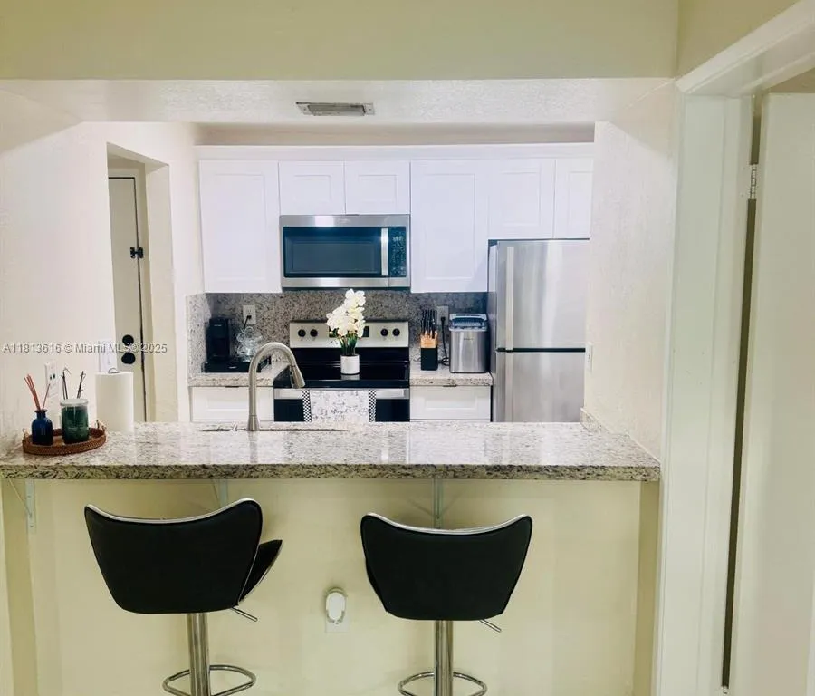 7035 NW 186th St # D108, Hialeah FL 33015