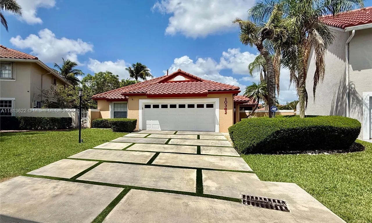 10362 NW 46th Ter, Doral FL 33178