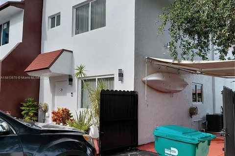 401 SW 109th Ave # 26, Sweetwater FL 33174