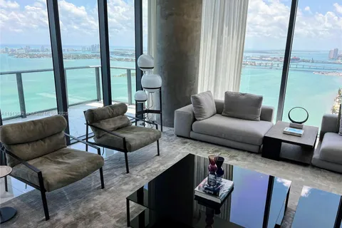 3131 NE 7th Ave, Miami FL 33137