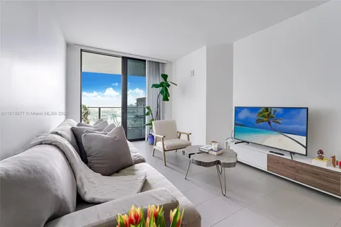 1600 NE 1st Ave # 1112, Miami FL 33132