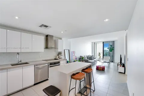 1600 NE 1st Ave # 1112, Miami FL 33132