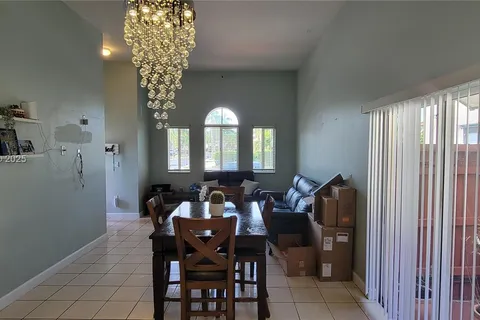 2501 NE 41st Ter, Homestead FL 33033