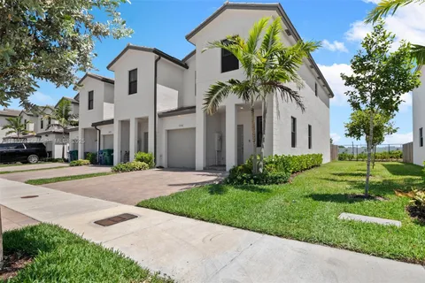 13132 SW 234 TER, Homestead FL 33032