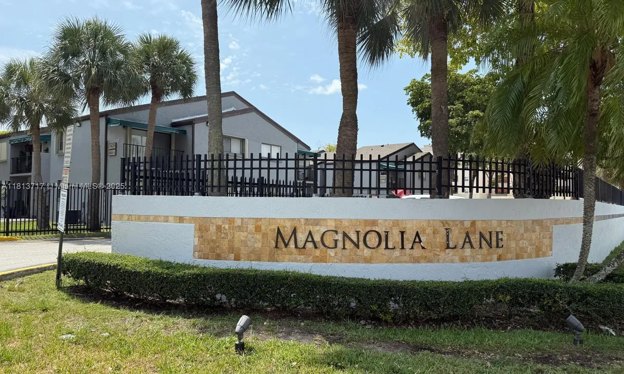 7429 SW 152nd Ave # 201, Miami FL 33193