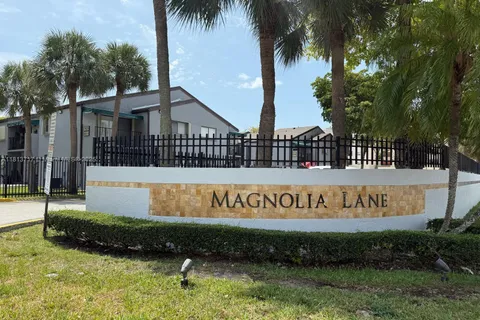 7429 SW 152nd Ave # 201, Miami FL 33193