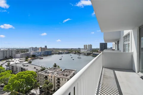 137 Golden Isles Dr # 1512, Hallandale Beach FL 33009