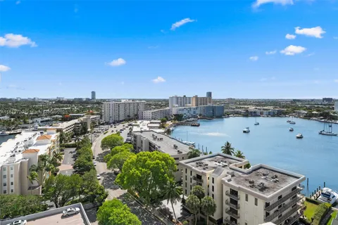 137 Golden Isles Dr # 1512, Hallandale Beach FL 33009