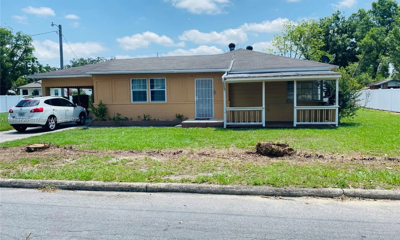 1502 KING AVE, Lakeland FL 33803