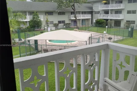 4200 NW 3rd Ct # 224, Plantation FL 33317