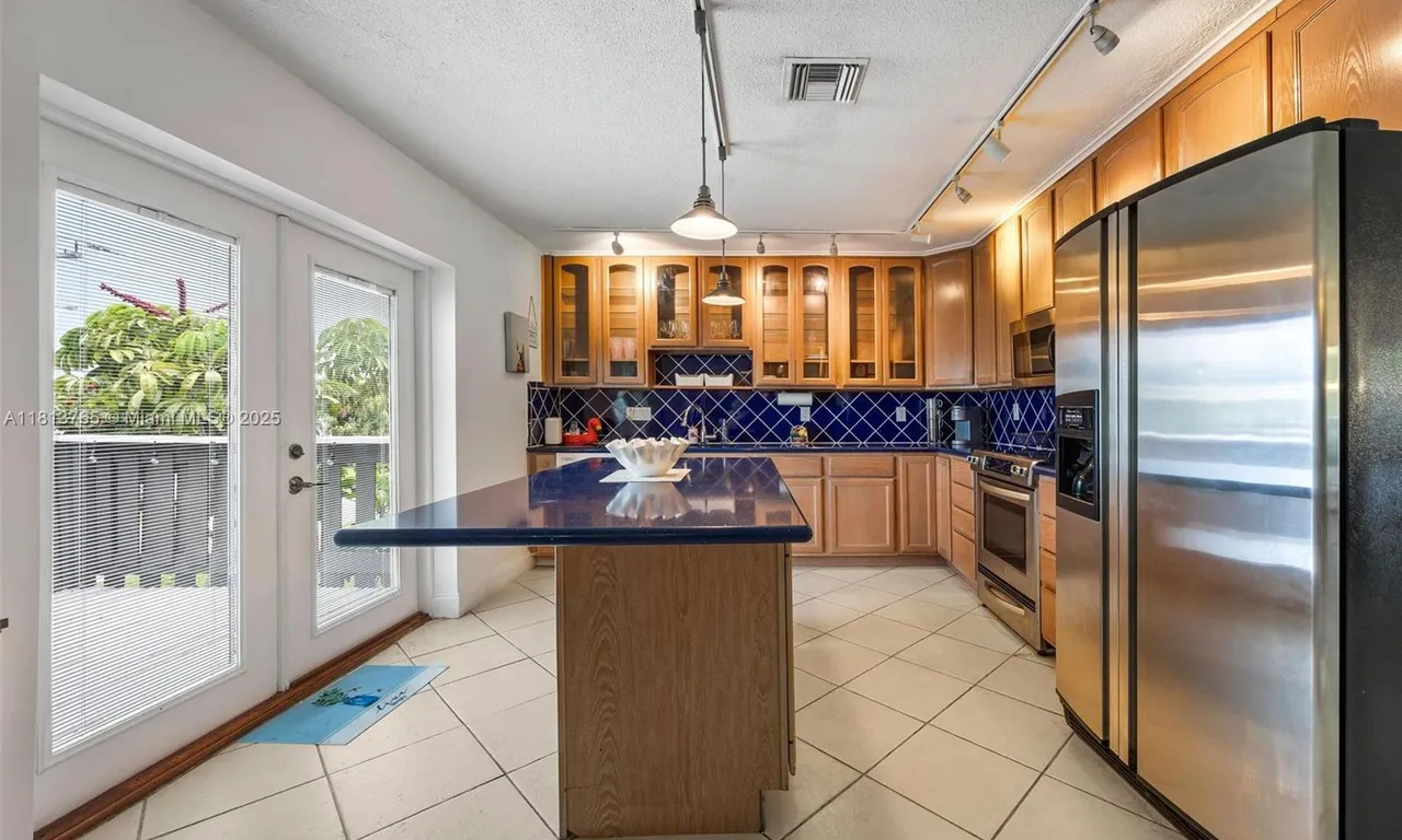400 SE 31st St # 8, Fort Lauderdale FL 33316