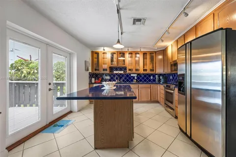 400 SE 31st St # 8, Fort Lauderdale FL 33316