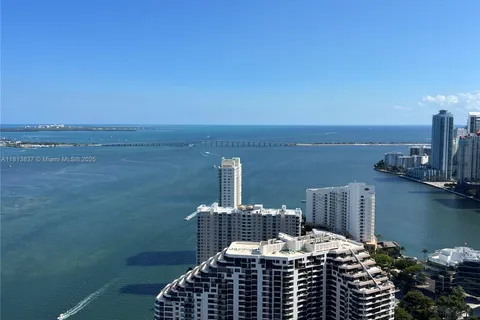 848 Brickell Key Dr # 4505, Miami FL 33131