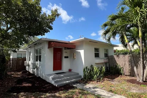 150 NE 59th St # 154, Miami FL 33137