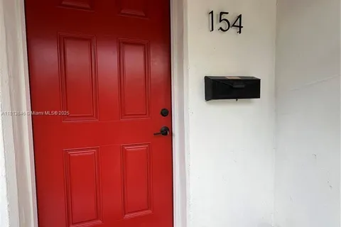 150 NE 59th St # 154, Miami FL 33137