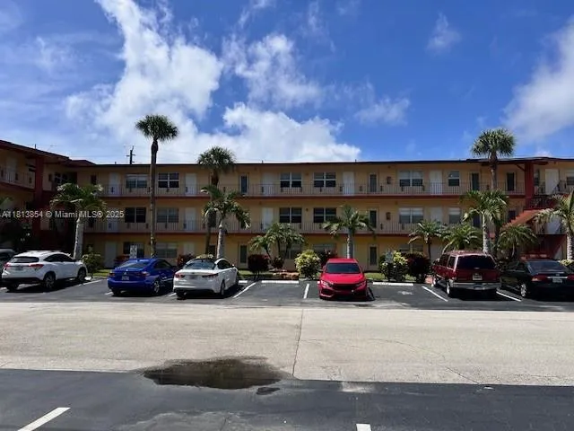 5050 Bayview Dr # 20, Fort Lauderdale FL 33308
