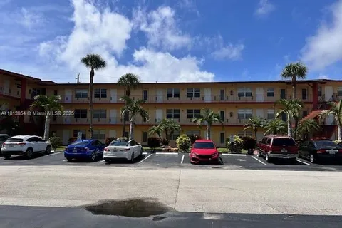 5050 Bayview Dr # 20, Fort Lauderdale FL 33308