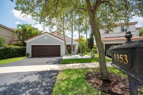 1353 Majesty Ter, Weston FL 33327
