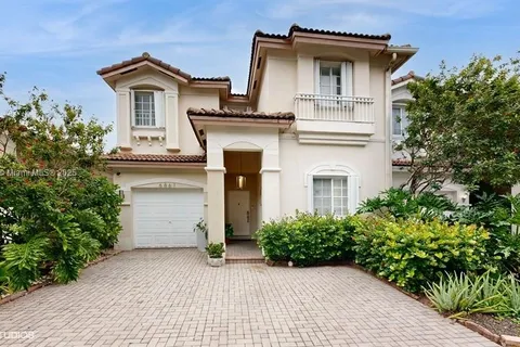 6861 NW 107th Ct # 6861, Doral FL 33178