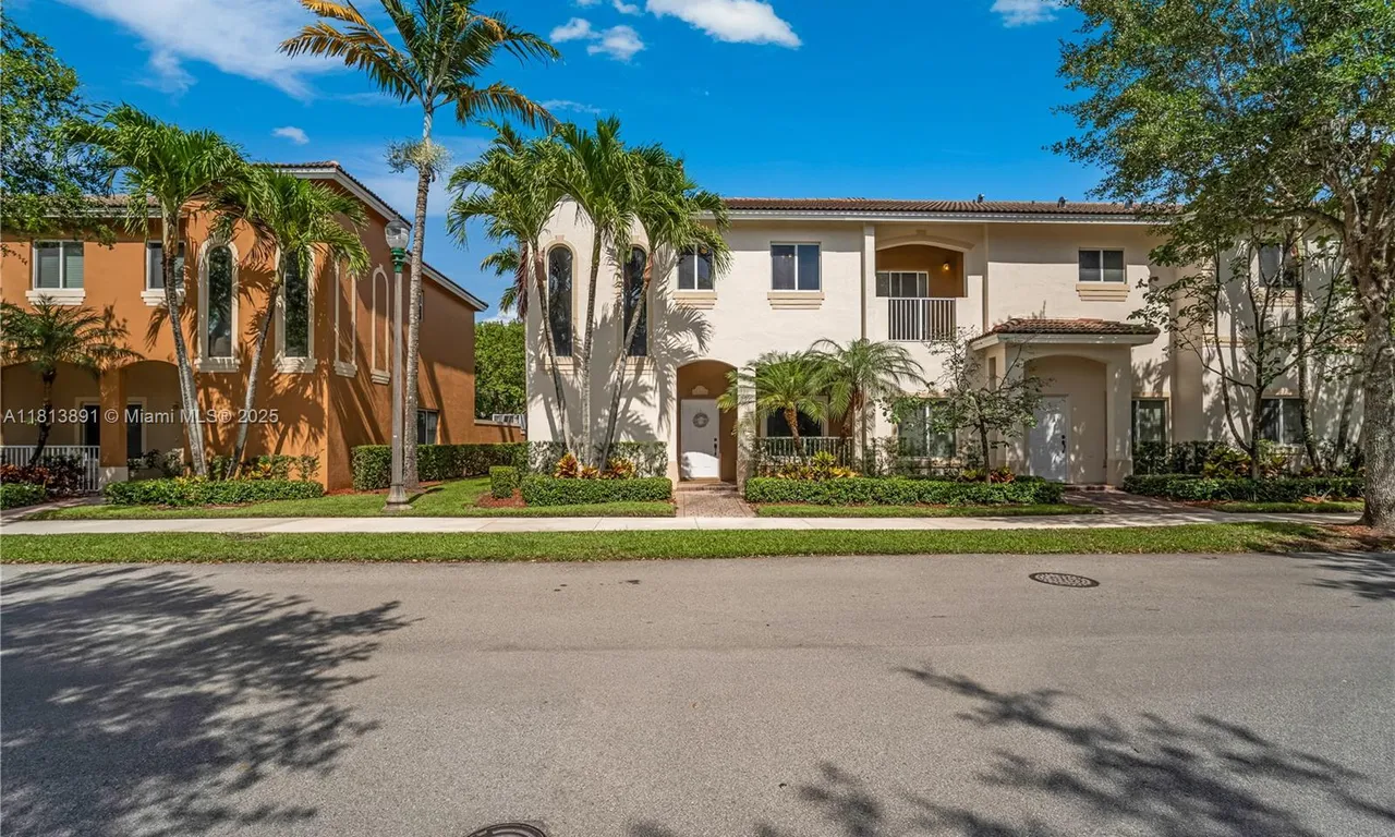 2376 SE 17th Ter, Homestead FL 33035