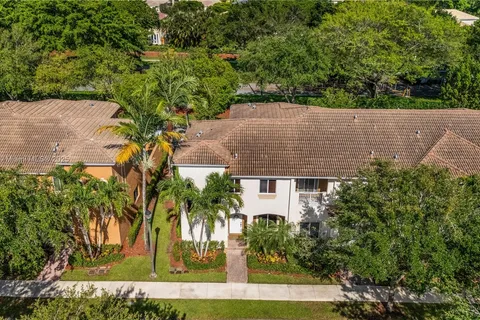 2376 SE 17th Ter, Homestead FL 33035