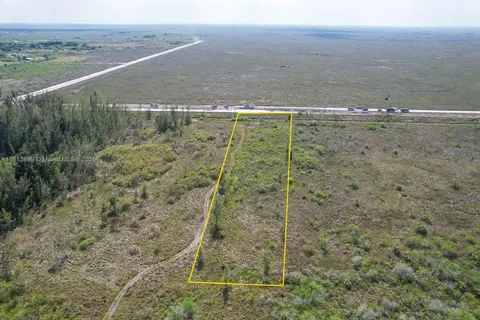 11801 SW 197 ave, Miami FL 33196