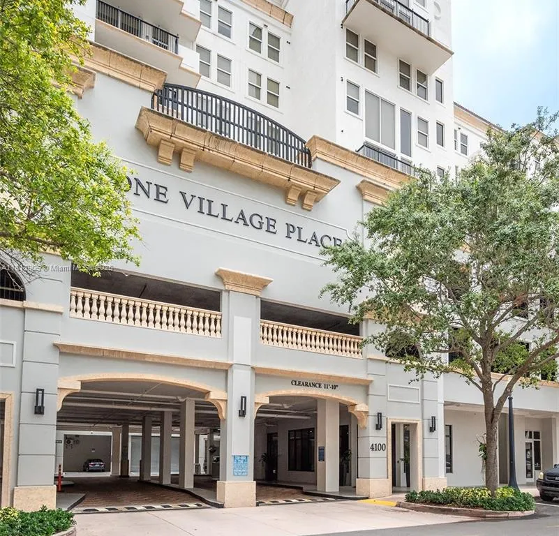 4100 Salzedo St # 912, Coral Gables FL 33146