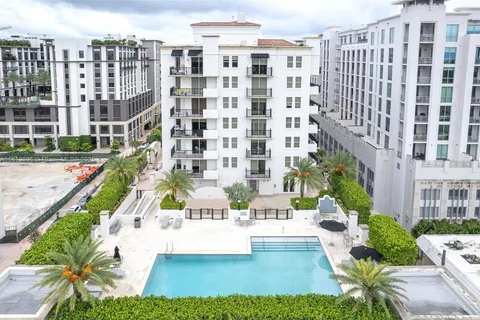 4100 Salzedo St # 912, Coral Gables FL 33146