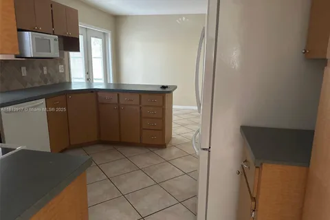 9802 N Military Trl, Palm Beach Gardens FL 33410