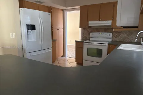 9802 N Military Trl, Palm Beach Gardens FL 33410