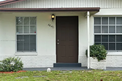 3231 NW 18th Ct, Lauderhill FL 33311